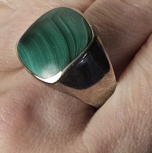 Vintage 925 Sterling Silver Malachite Green Stone Ring